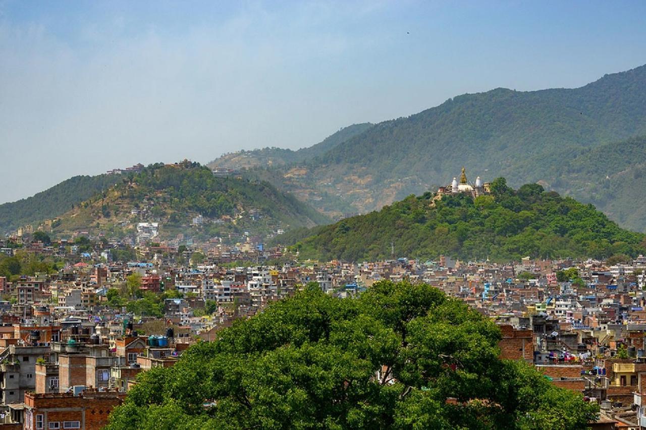 Everest Home Stay Apartment Lalitpur Экстерьер фото