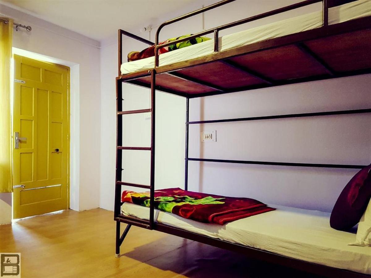 Everest Home Stay Apartment Lalitpur Экстерьер фото
